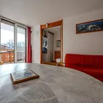 #ah3 The Snow White Appartement Huez