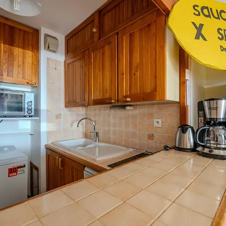 #ah3 The Snow White Appartement Huez